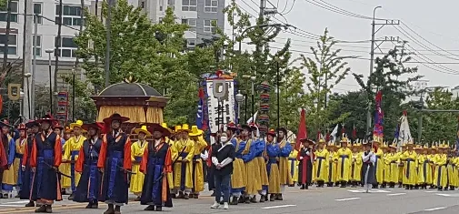 정조대왕 능행차 행렬